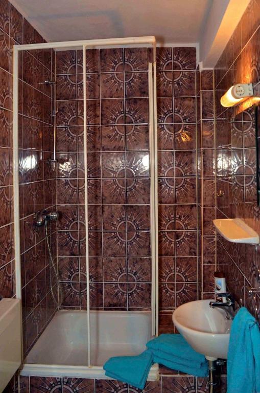 Hotel Ziegenhagen Koln Ruang foto